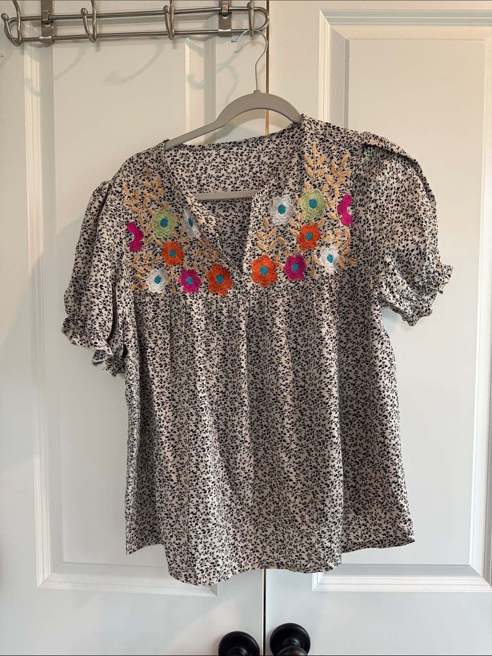 SHEIN Black and White Floral Print Blouse with Colorful Embroidered Yoke